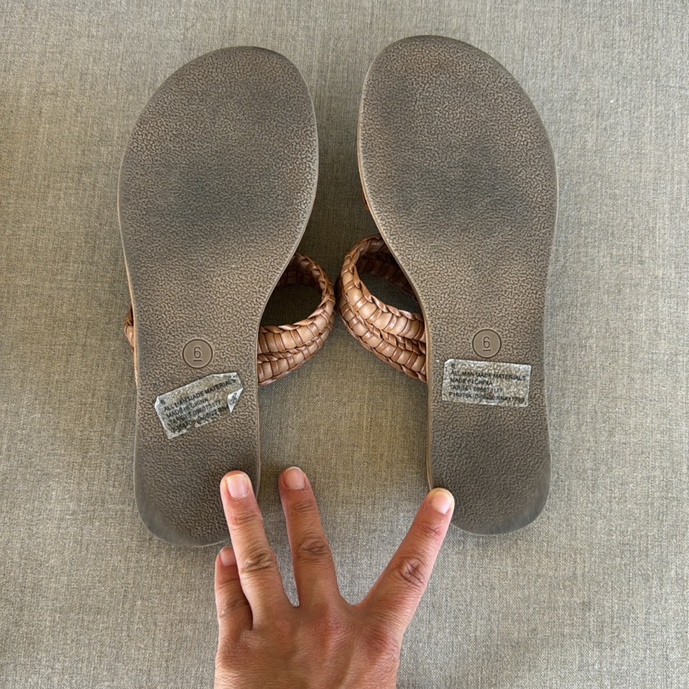 Universal Thread Braided Slide - Picture 2 of 2